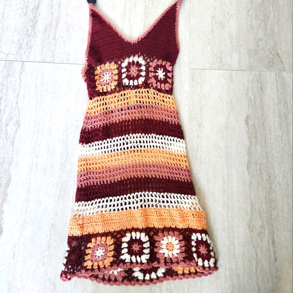 Crochet Halter Dress -Nasty Gal